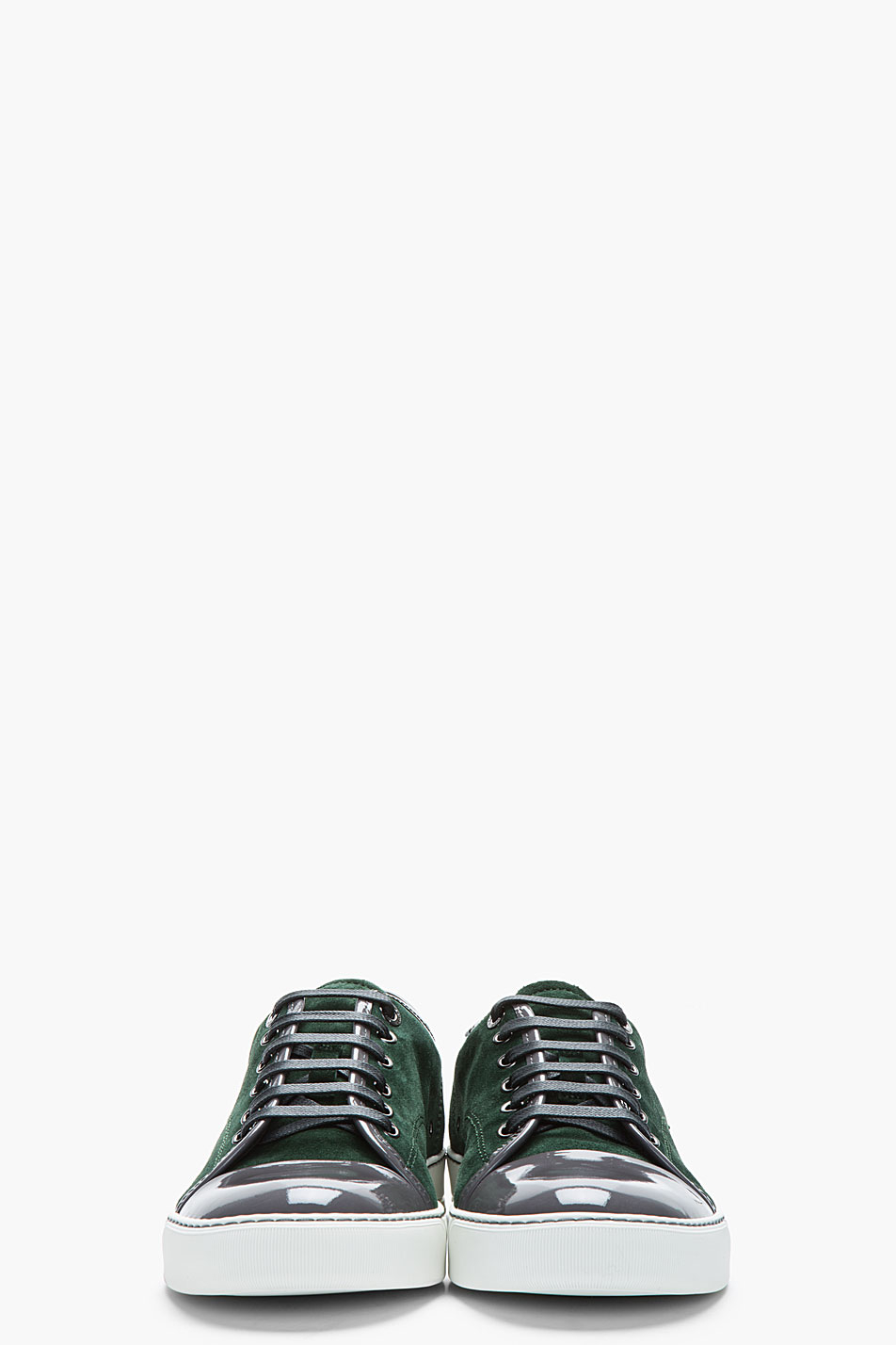 forest green tennis shoes