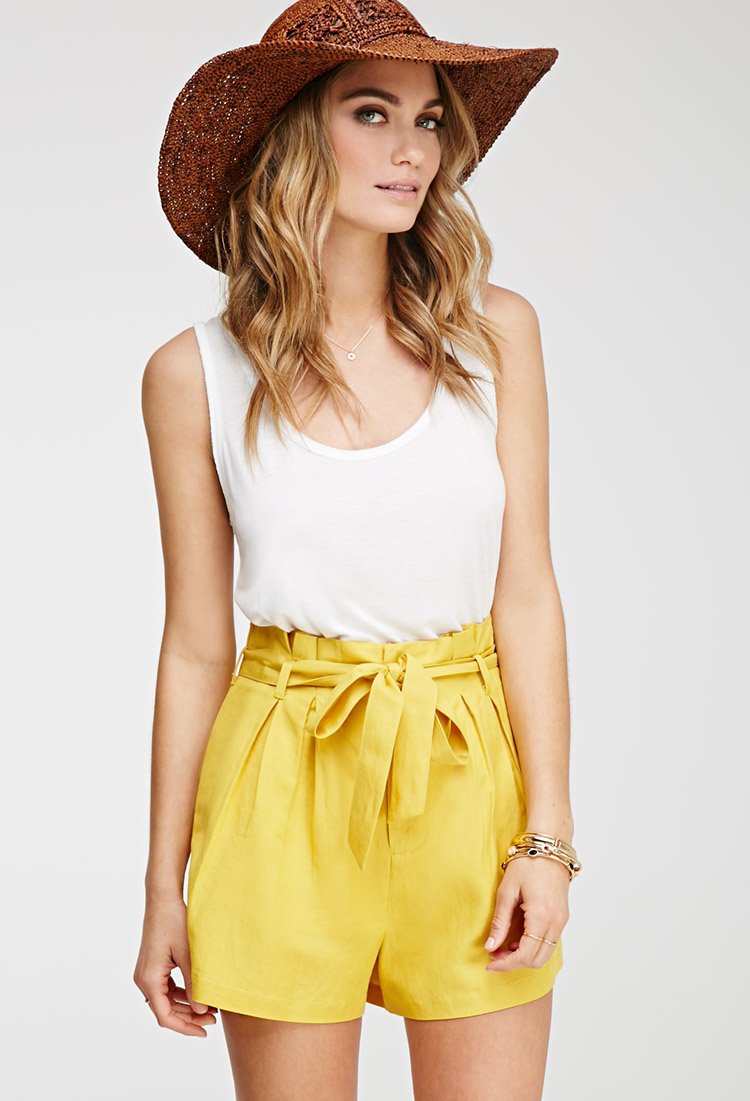 Forever 21 Contemporary Pleated High-waisted Shorts in Yellow | Lyst