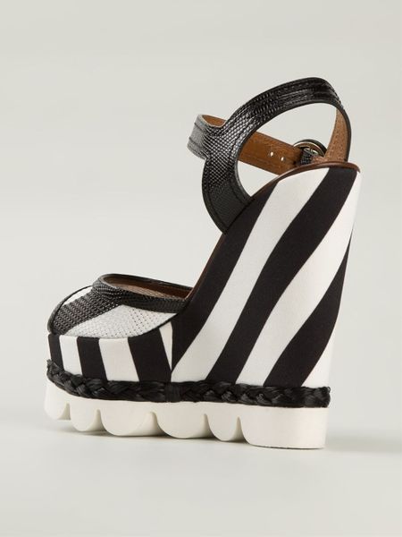 Donald J Pliner Women's Market Wedge Sandal,Black,7.5 N. 8769578. Closed Footwear. | Black wedge 