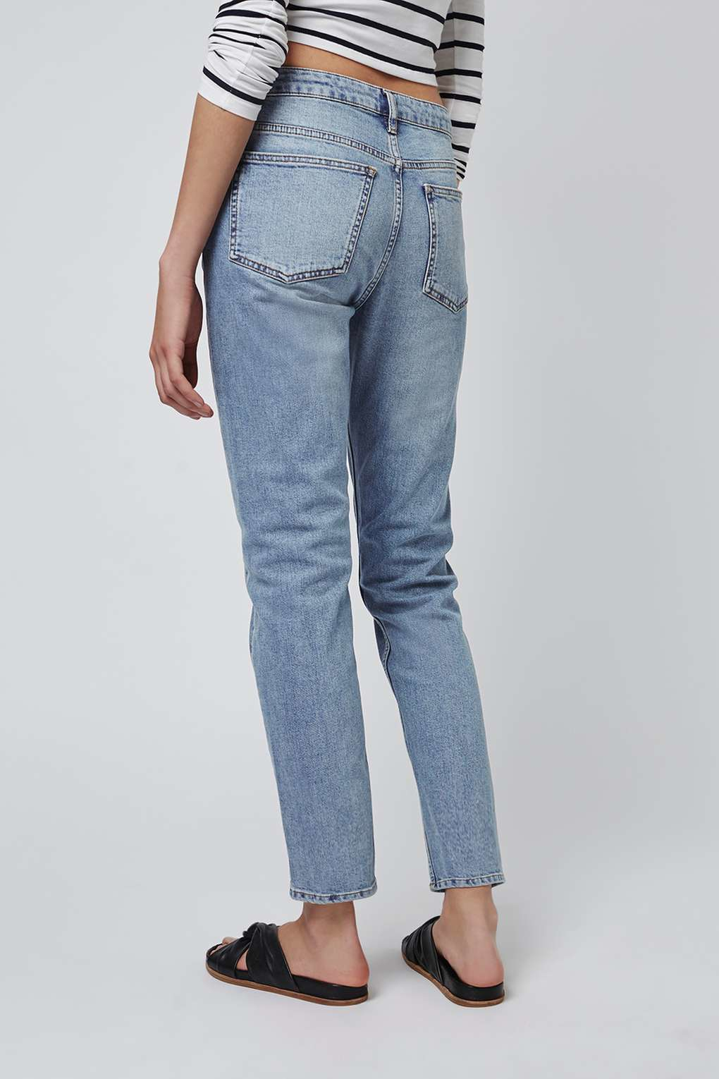 bleach raw hem straight leg jeans