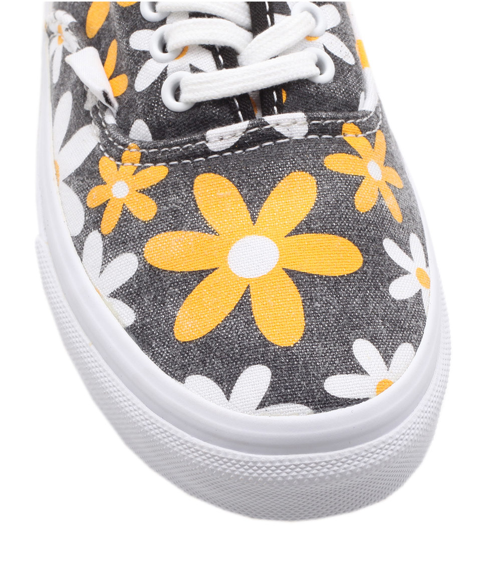 blue daisy vans
