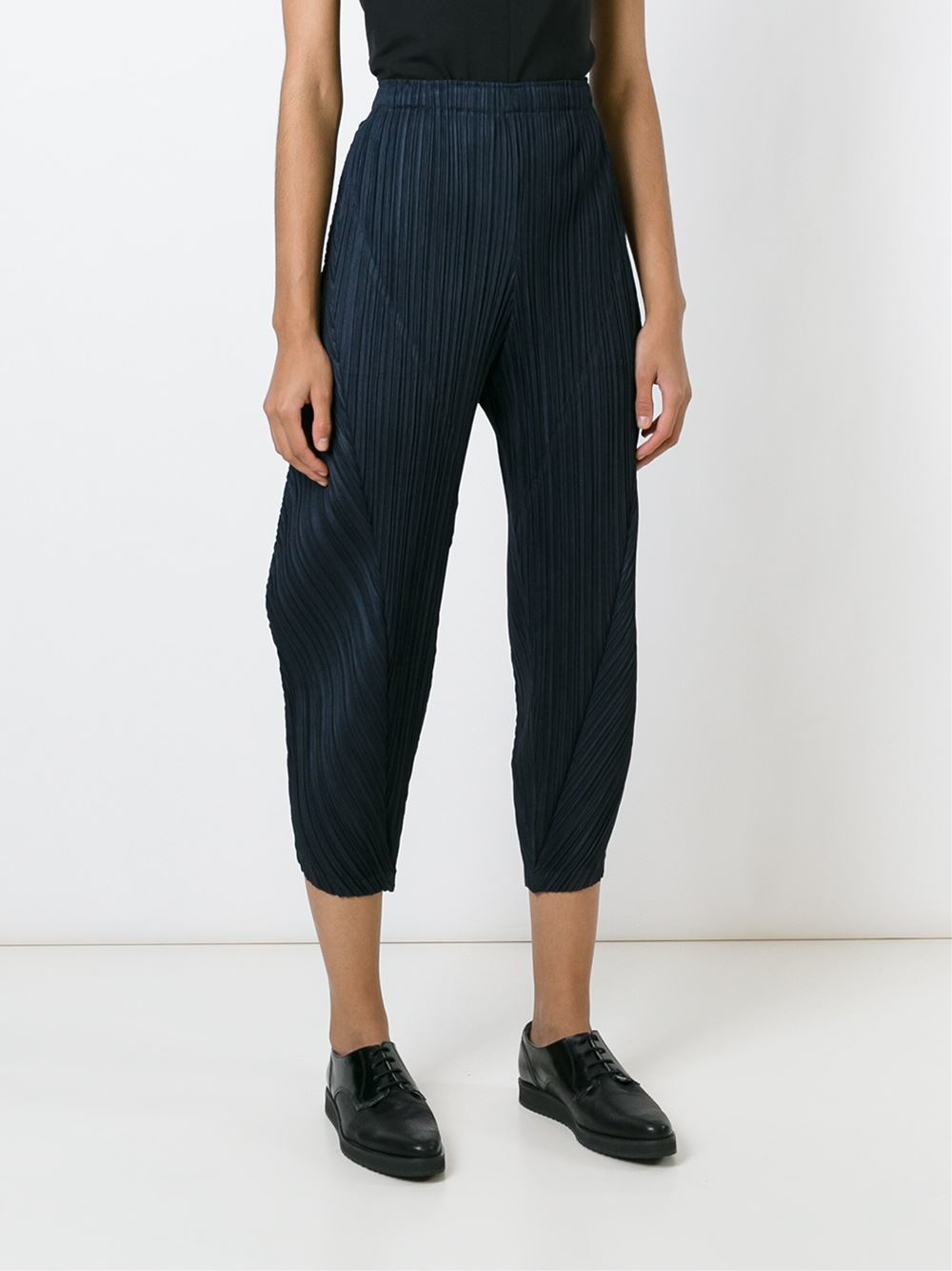 issey miyake pleated trousers
