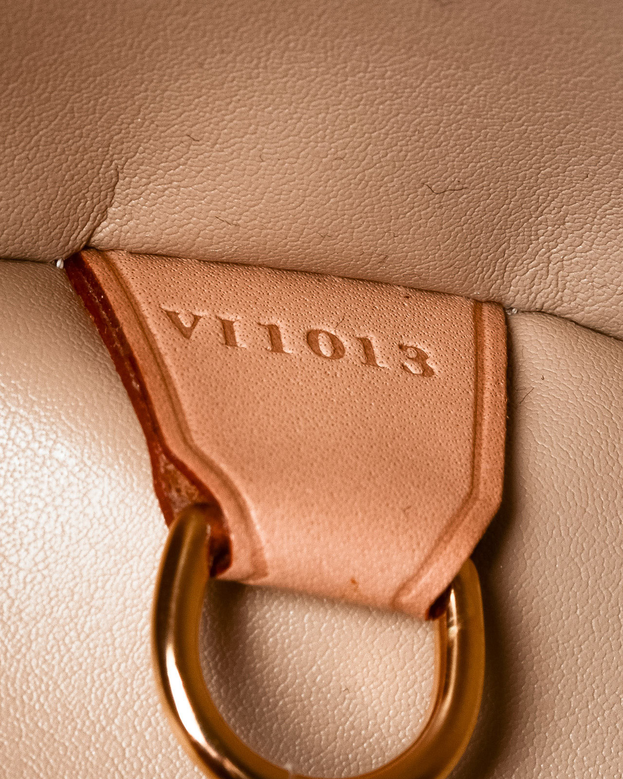 Louis Vuitton Barrel Handbag in Beige (Metallic) - Lyst
