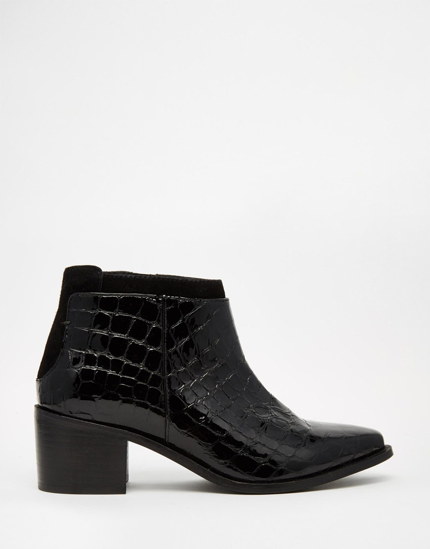 faith croc boots