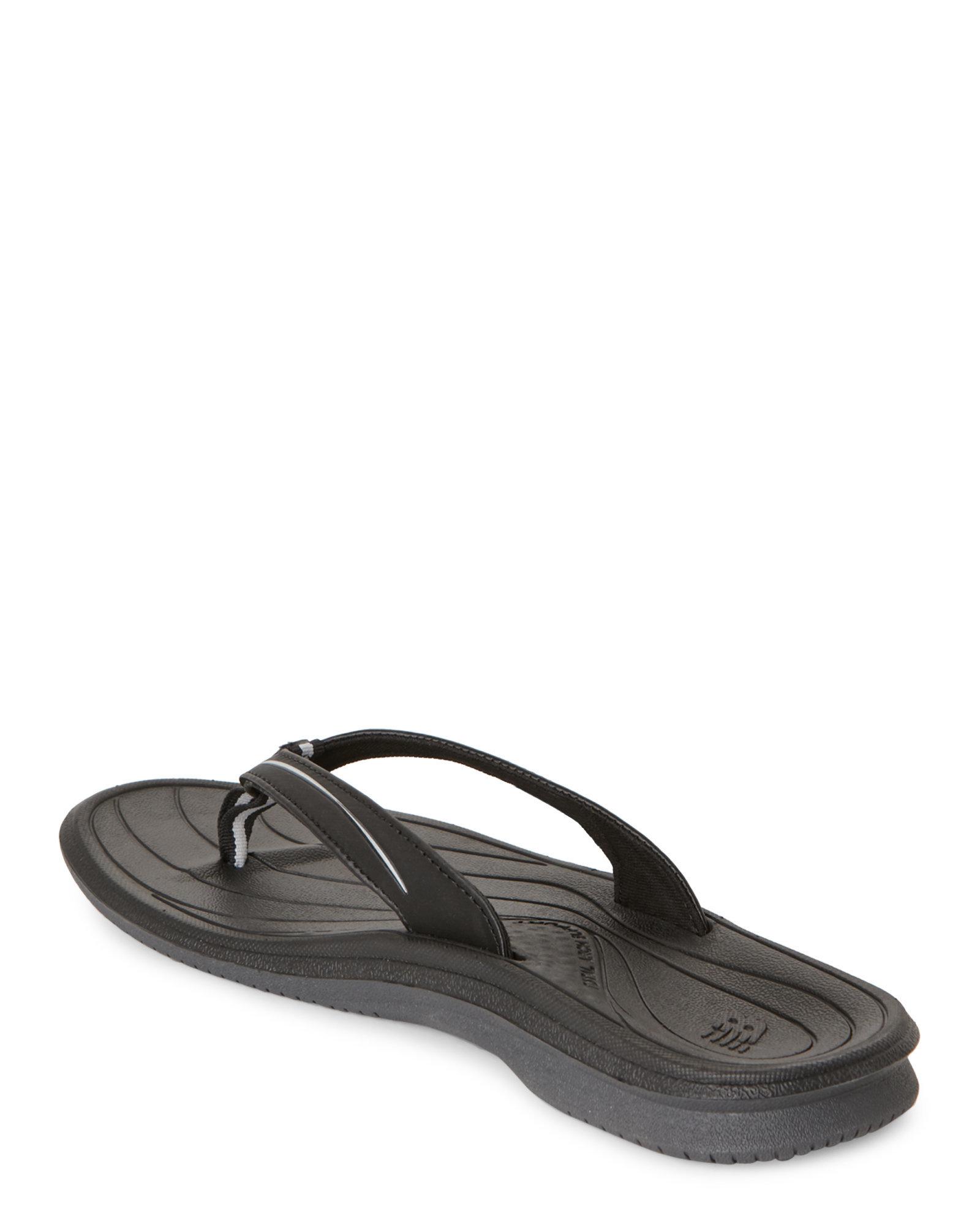 new balance cushioned flip flops