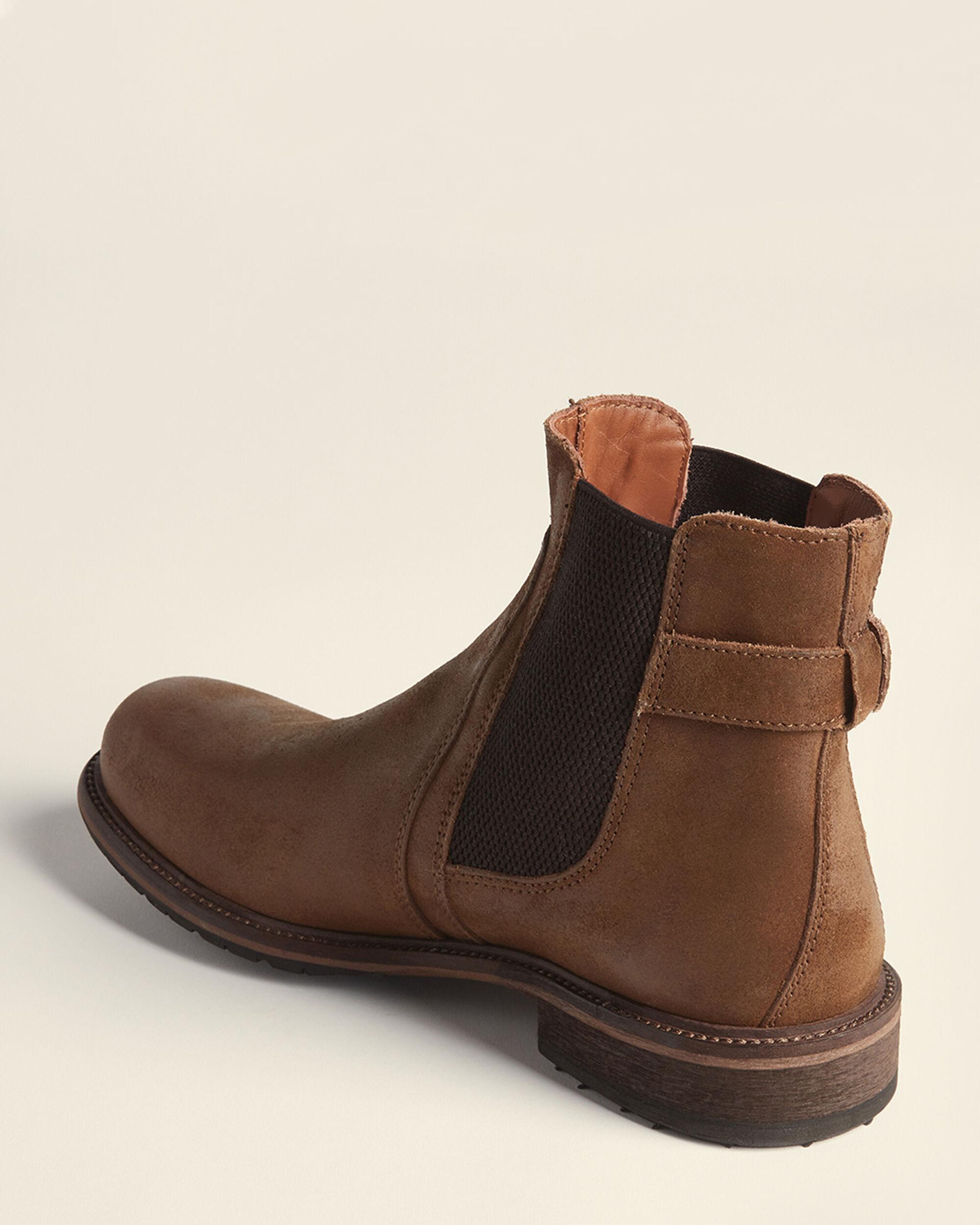 lofting cap toe boot