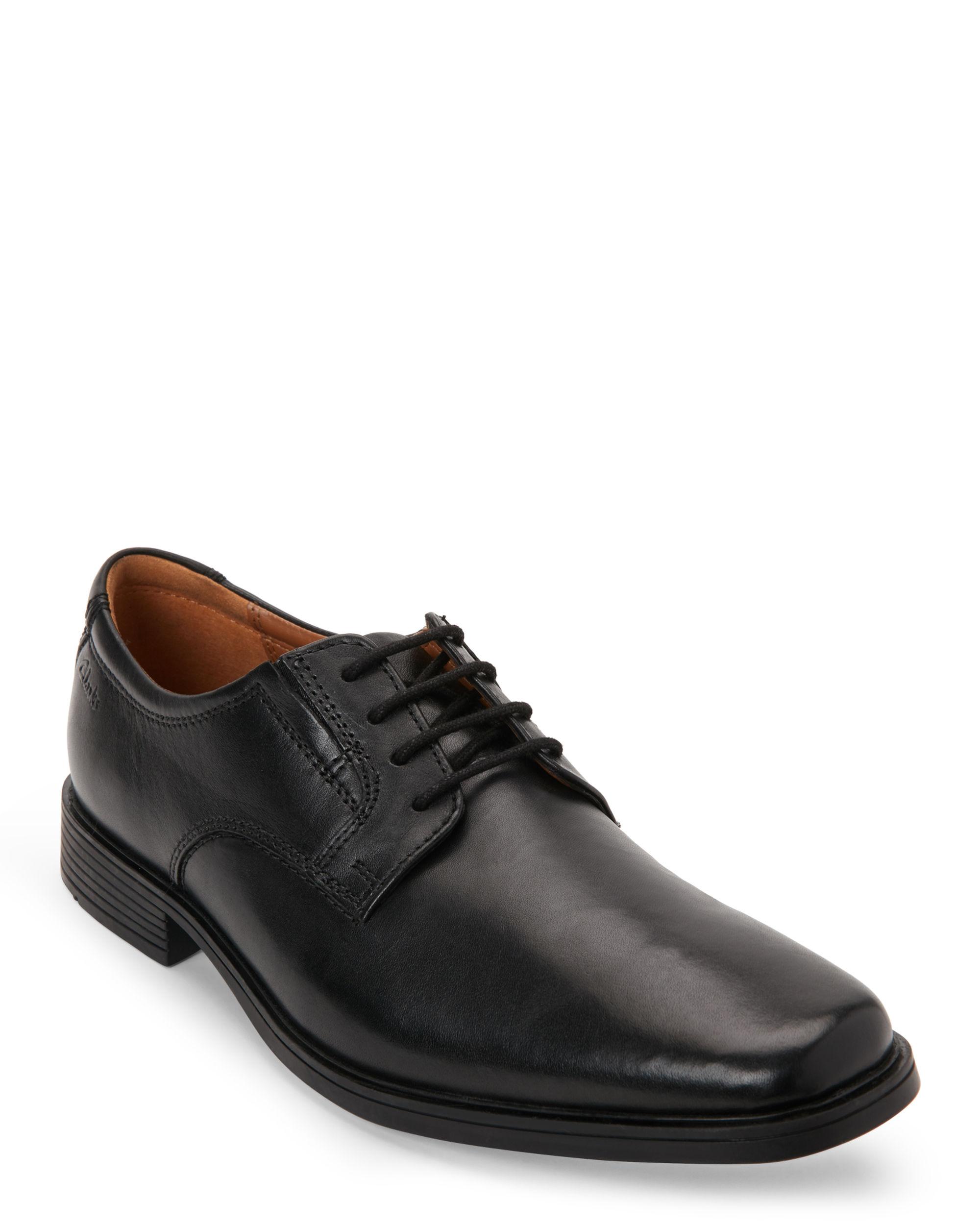 clarks tilden plain ii
