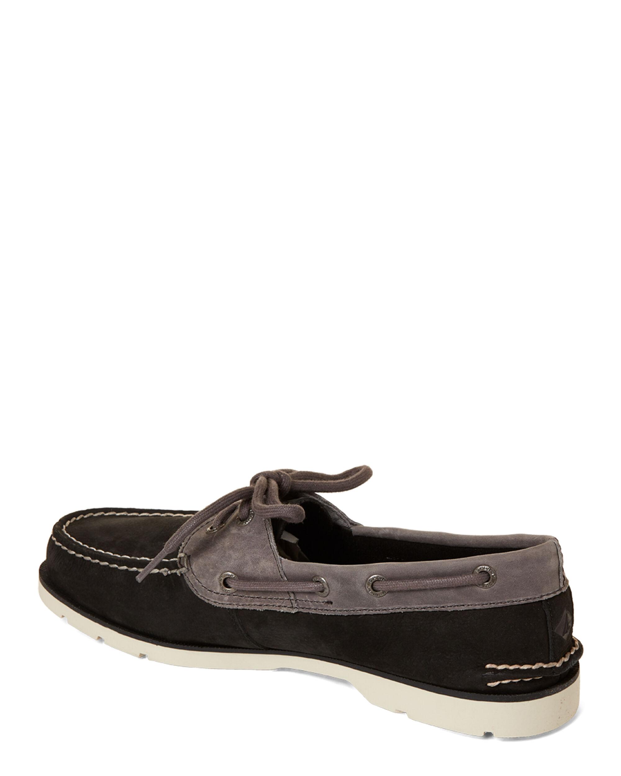 sperry nubuck