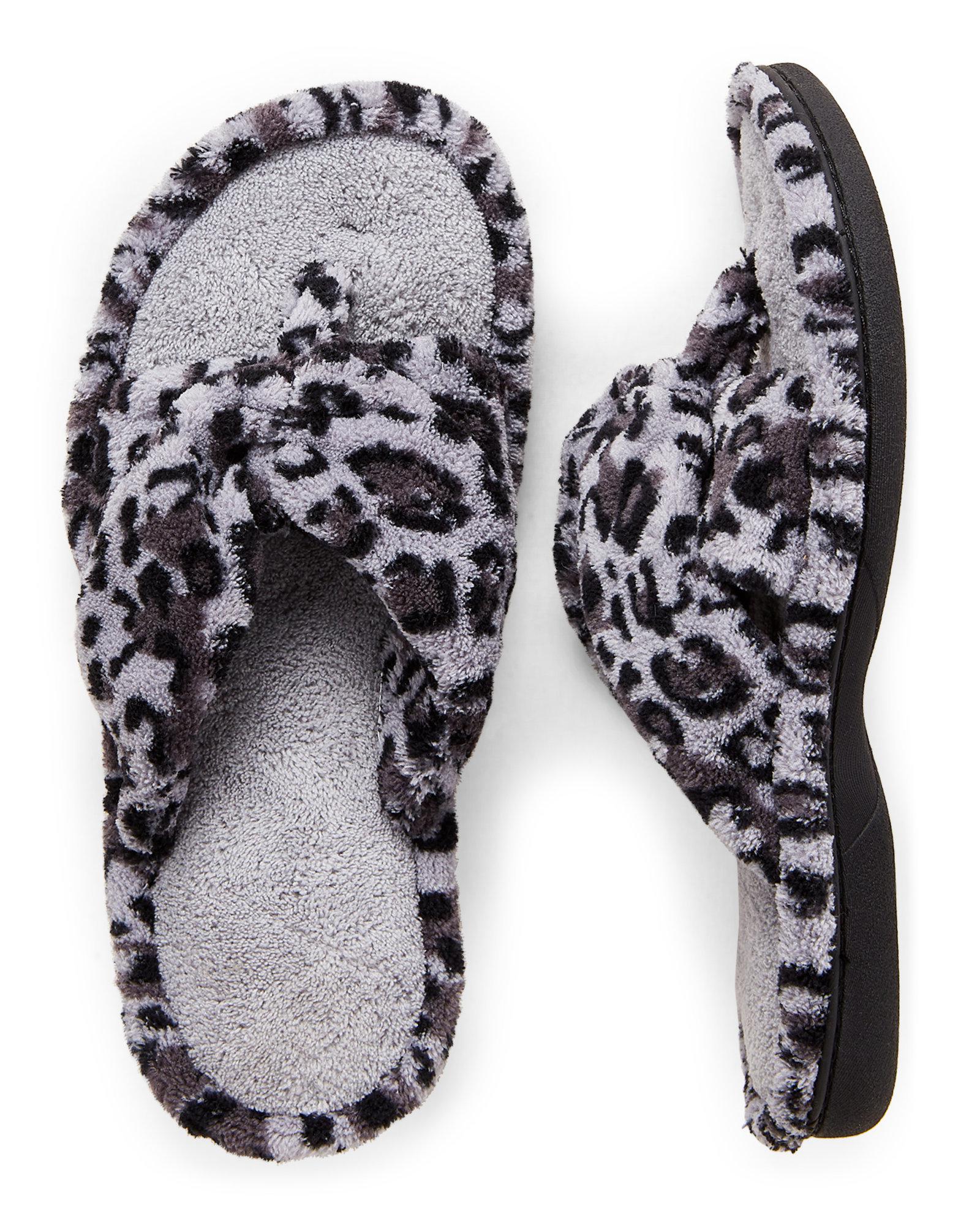 dearfoam leopard thong slippers