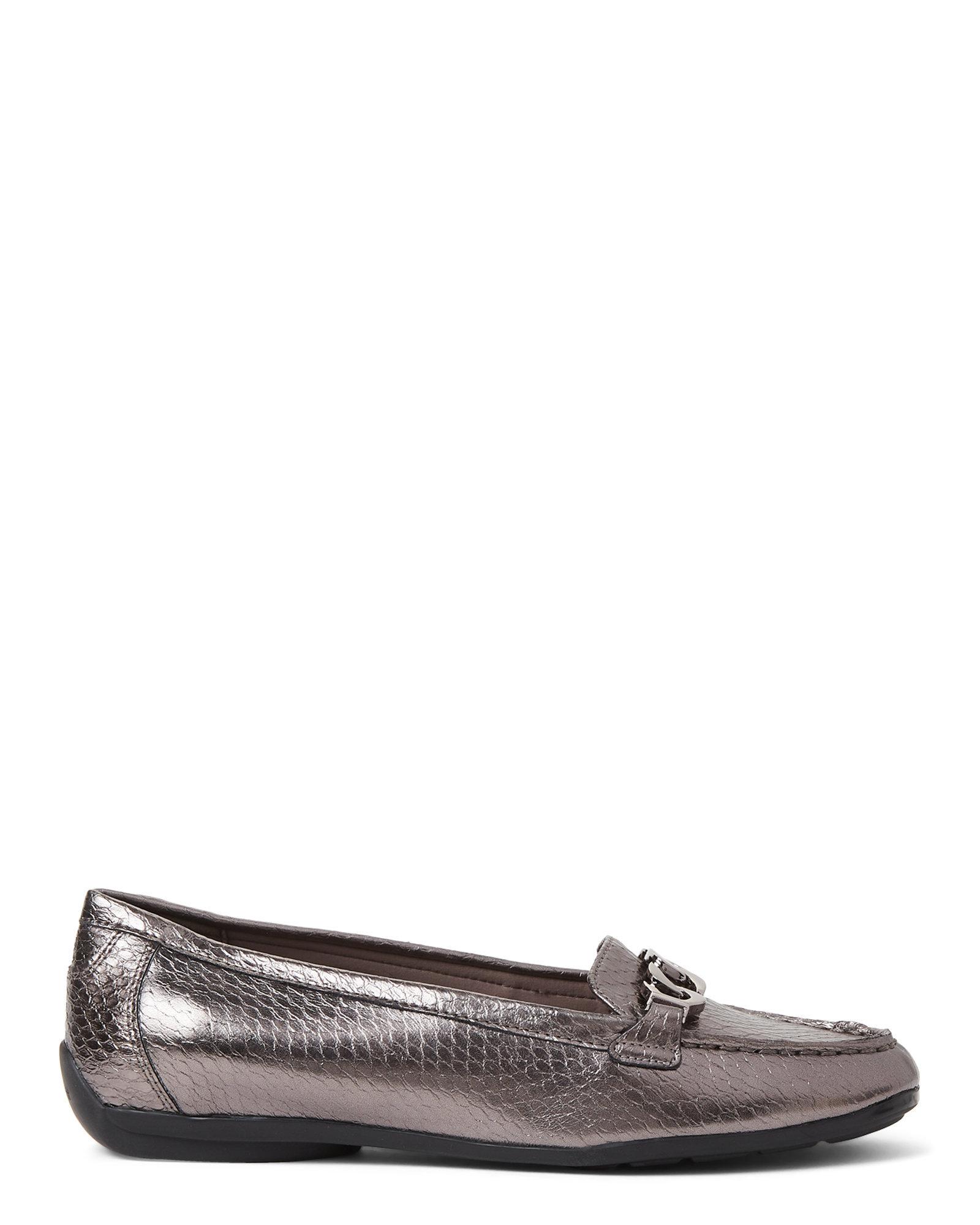 easy spirit antiria loafer