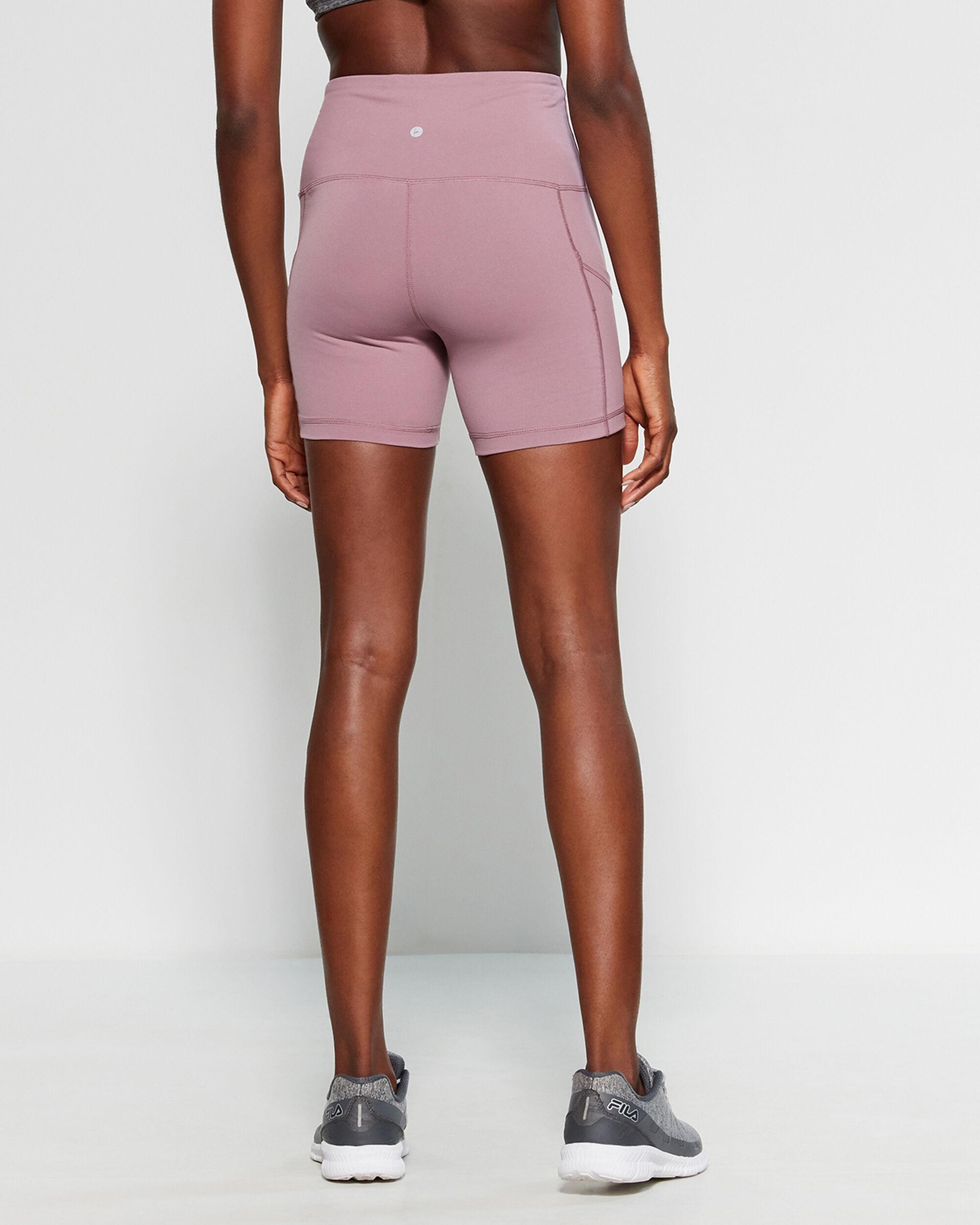 90 degrees by reflex shorts