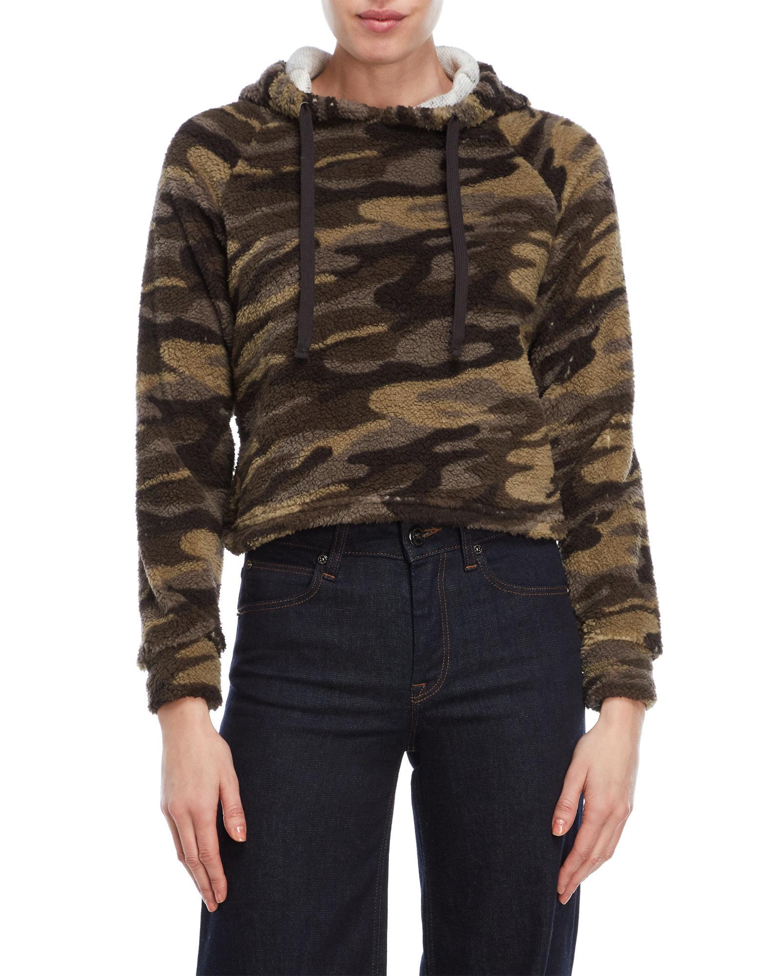 derek heart camo sweatshirt