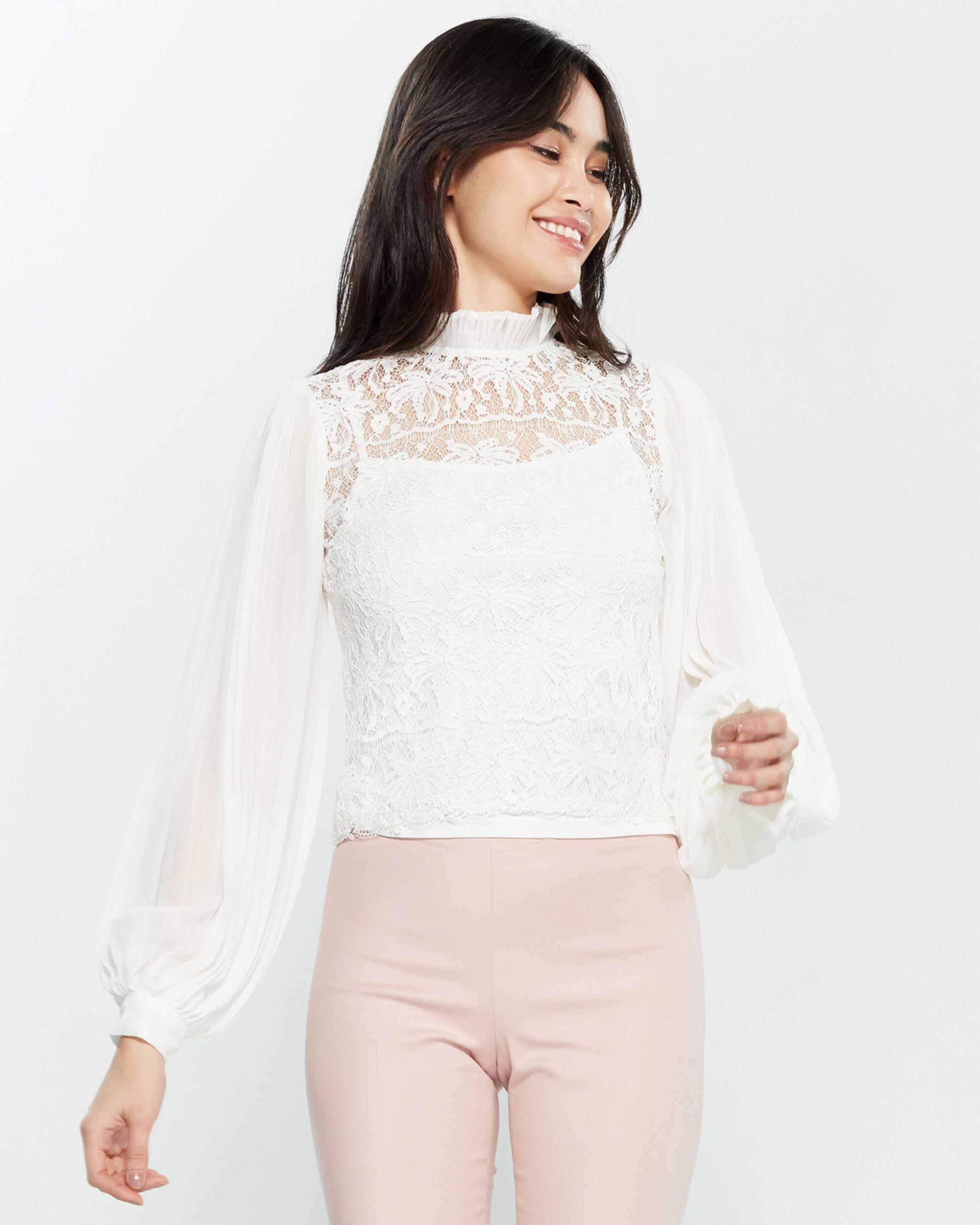 Gracia Pleated Sleeve Lace Top in White - Lyst