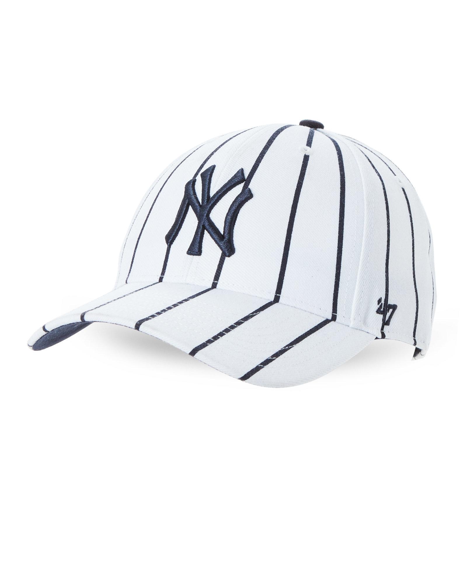 white pinstripe yankees hat