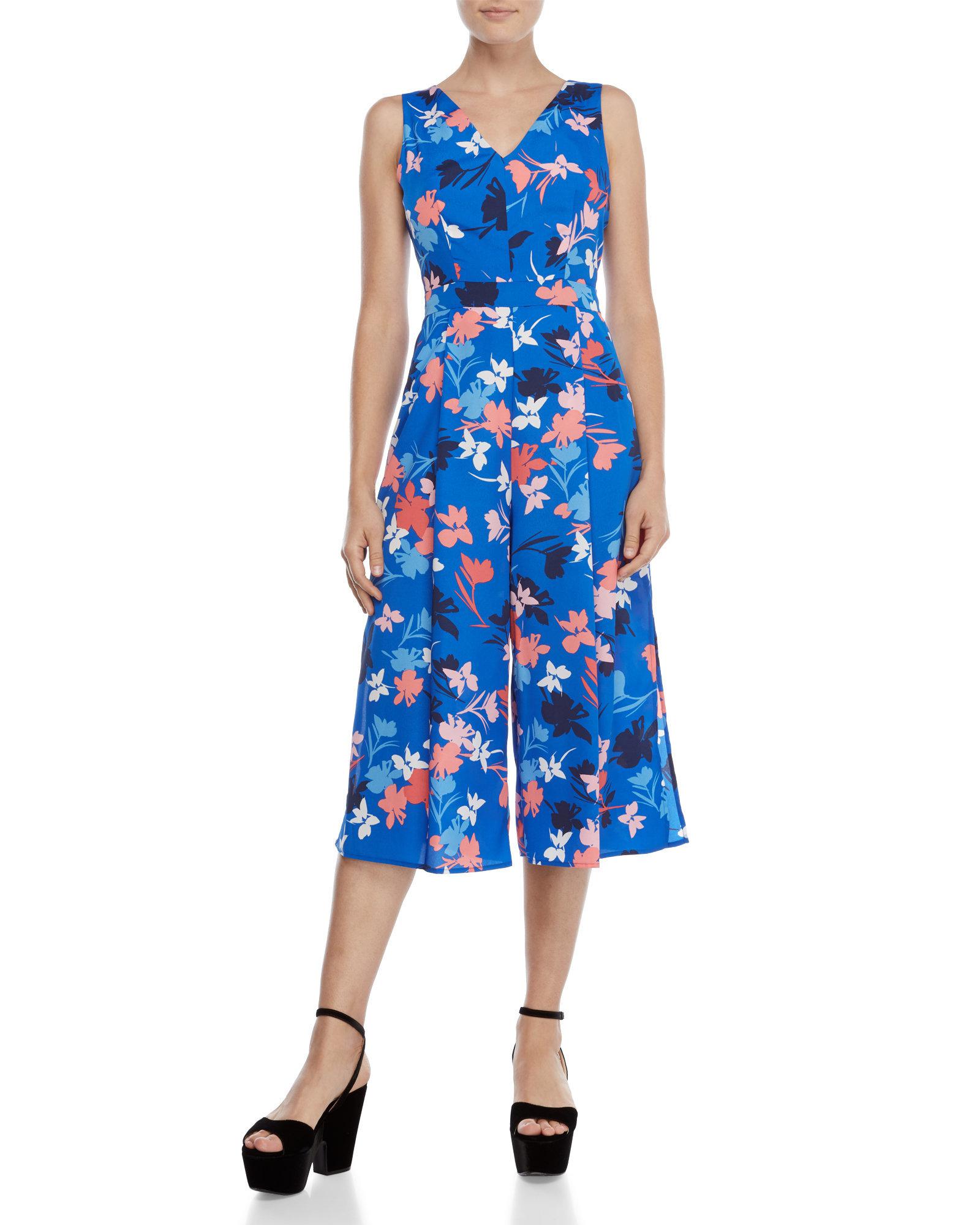 vince camuto v neck jumpsuit