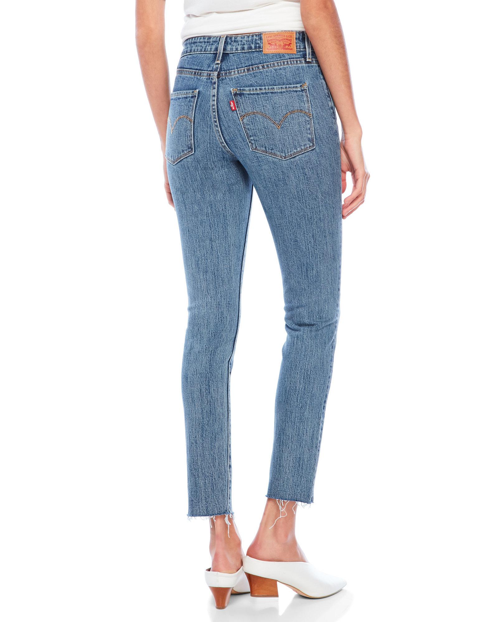 levi's frayed jeans