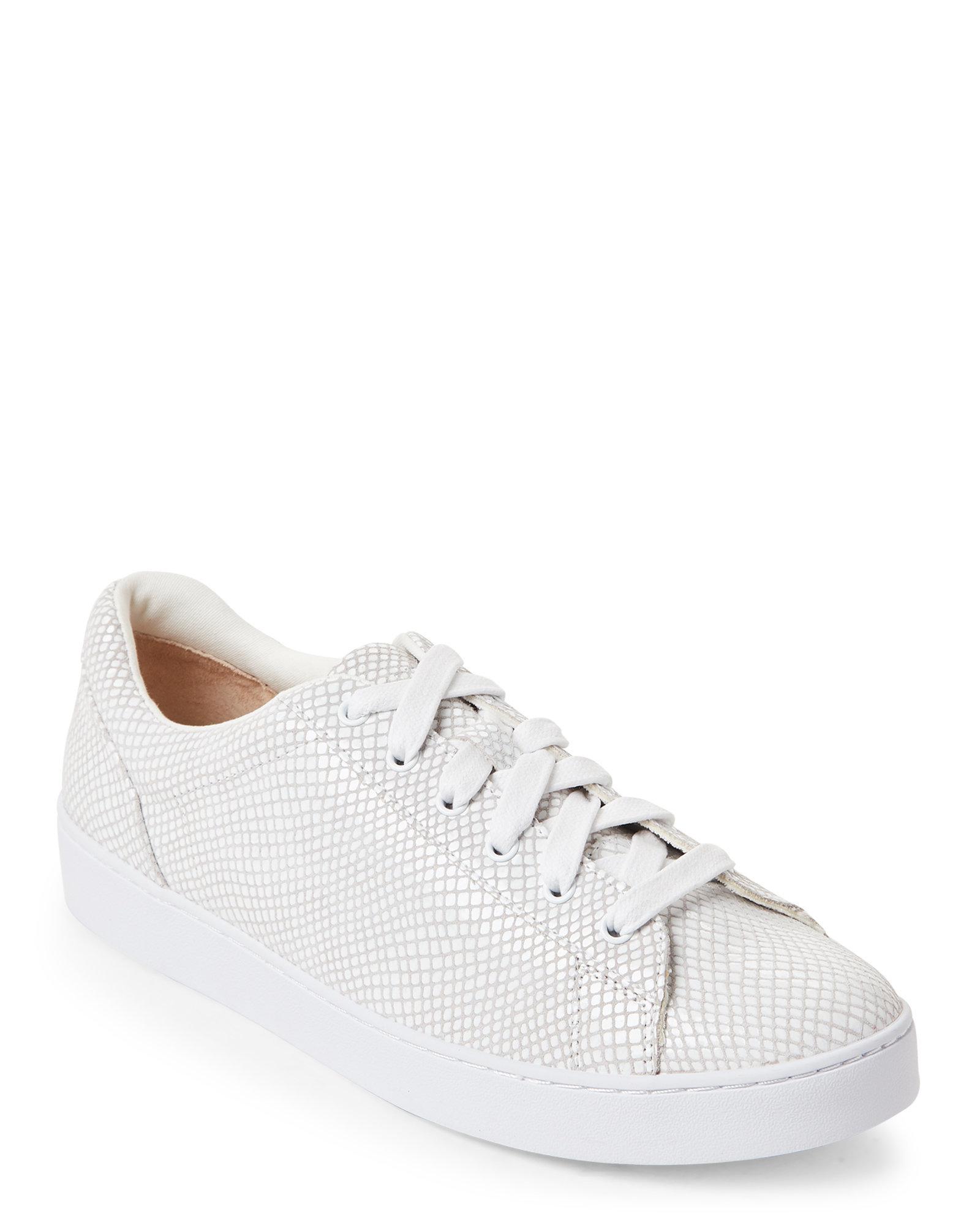 vionic white sneakers