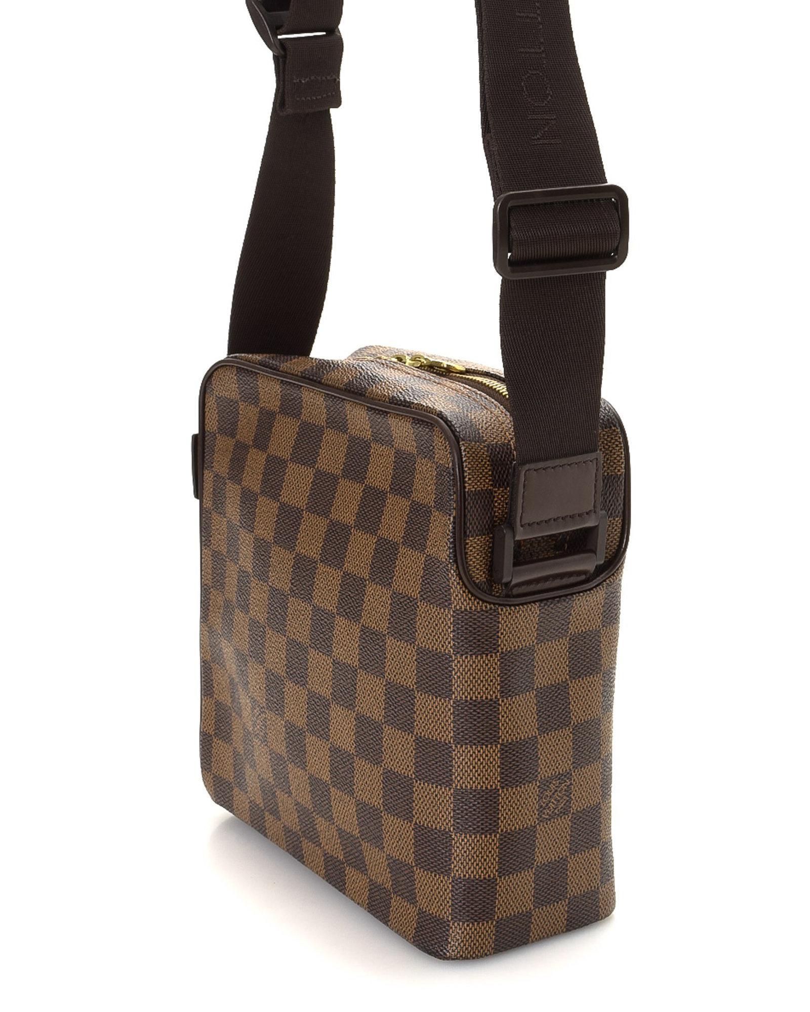 Louis Vuitton Mens Pouch Bag | Wydział Cybernetyki