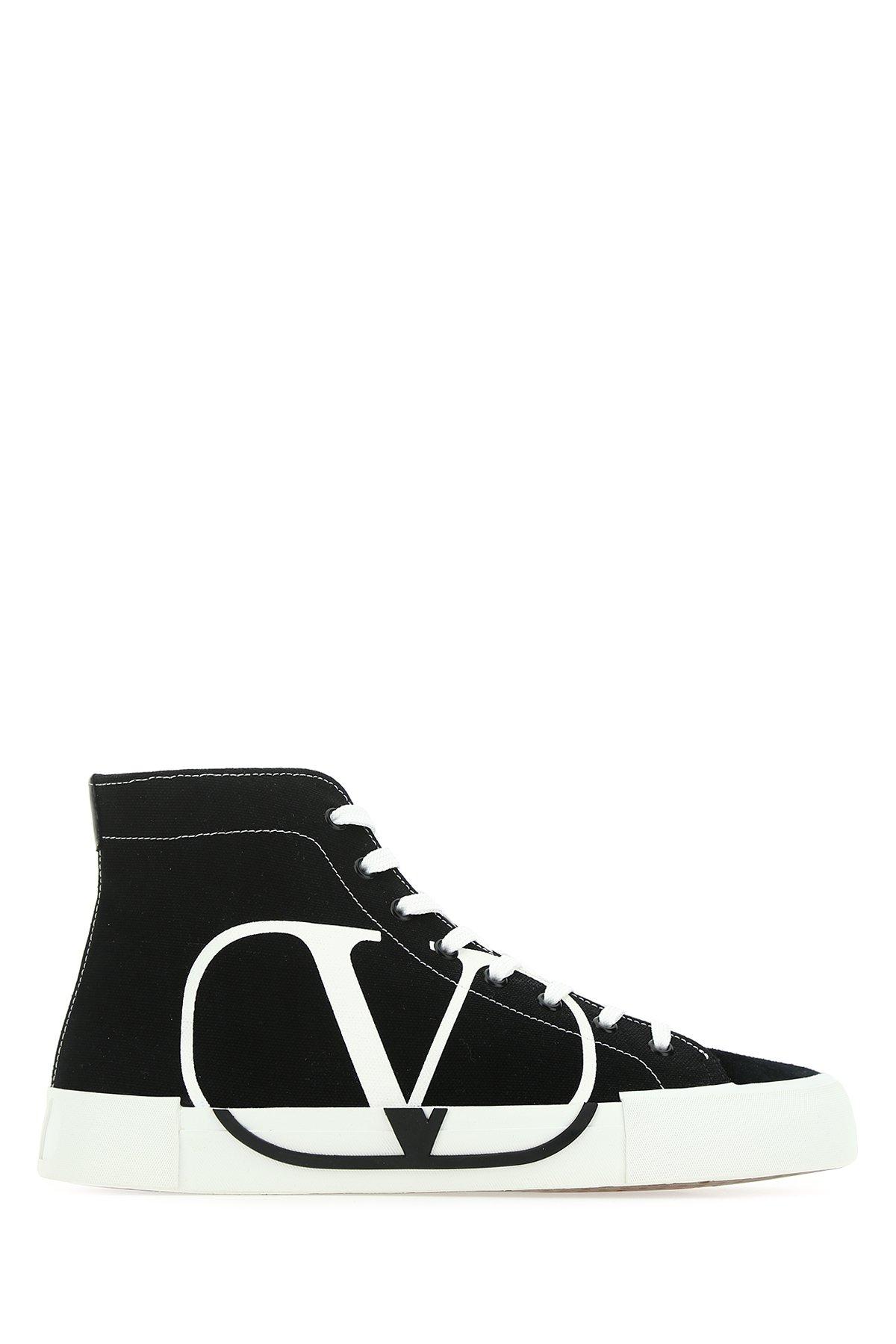 valentino v logo trainers