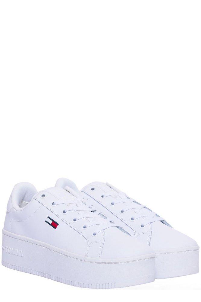 Tommy Hilfiger Round-toe Lace-up Sneakers in White | Lyst