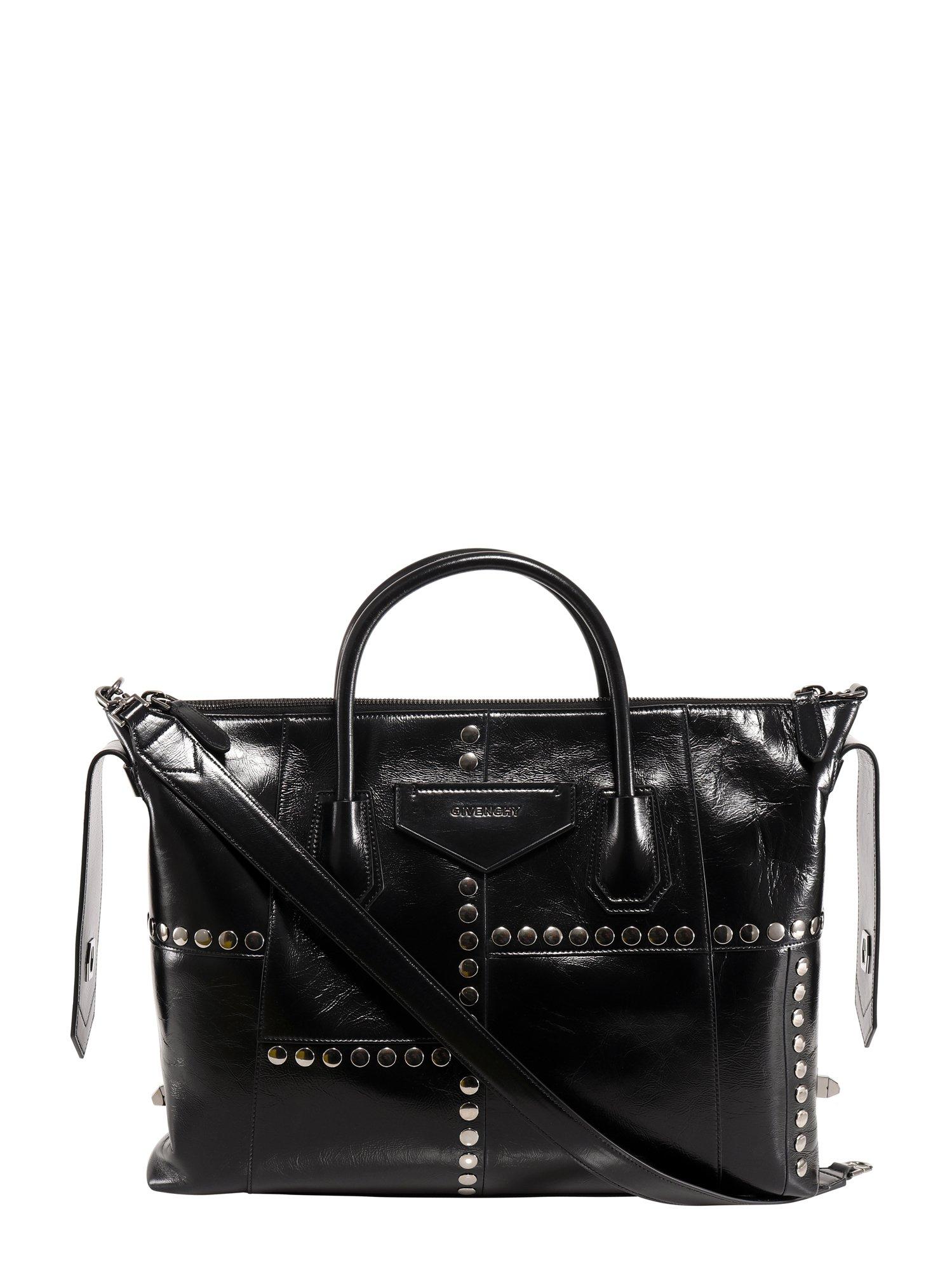 Givenchy Small Leather Antigona Soft Bag in Black