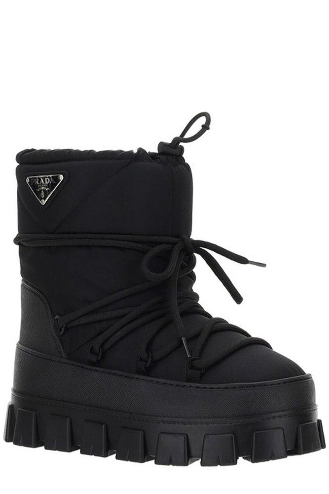 Prada Logo Plaque Snow Boots in Black | Lyst