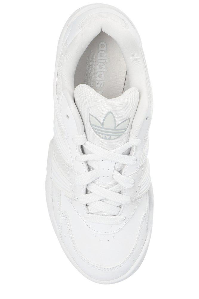 Magnetic Lyst Originals Sneakers | adidas White in Court Lace-up
