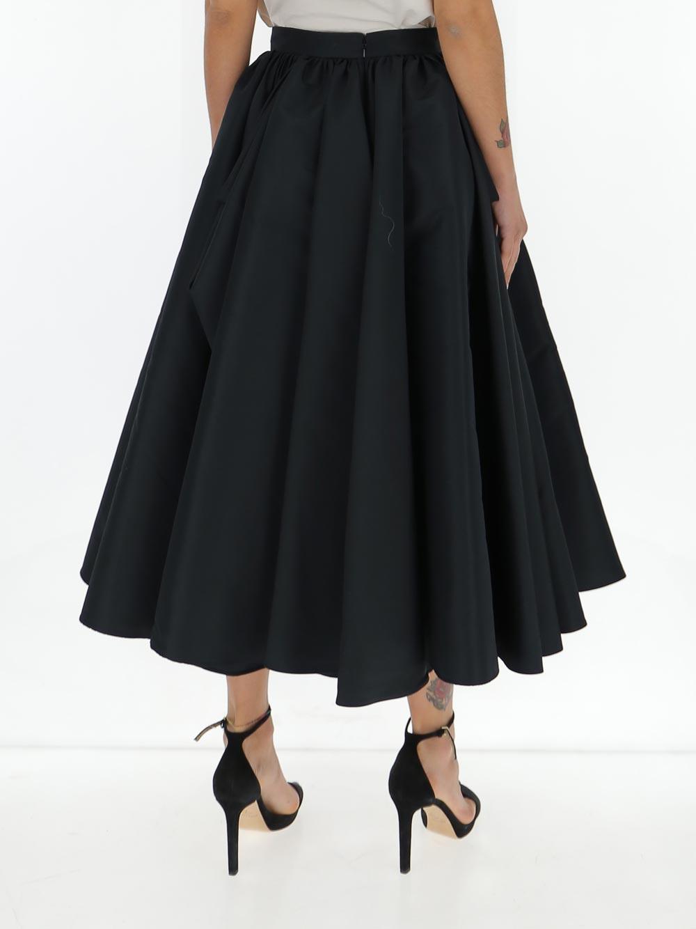 Alexander McQueen Pleated Flared Midi Skirt in Black | Lyst