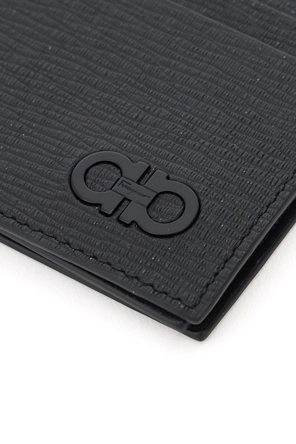 Ferragamo Leather Credit Card Holder in Black,Grey (Black) for Men