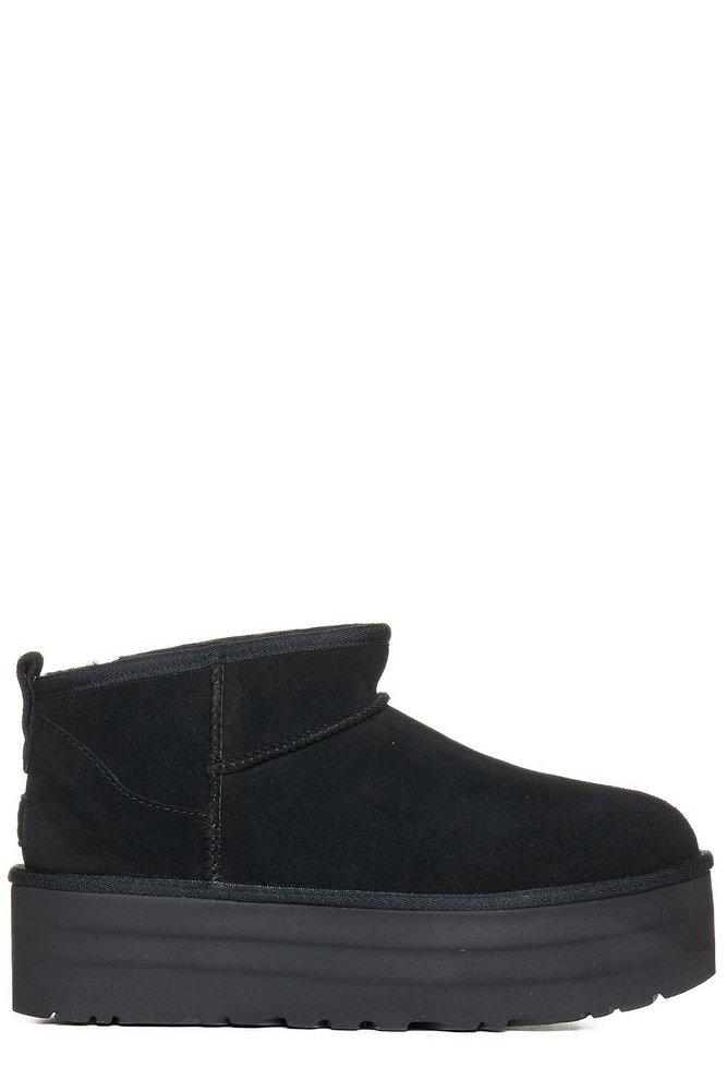 UGG CLASSIC ULTRA - Ankle boots - black 