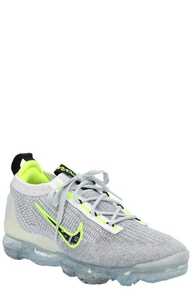 Nike Air Vapormax 2021 Flyknit Lace-up Sneakers in Gray for Men | Lyst