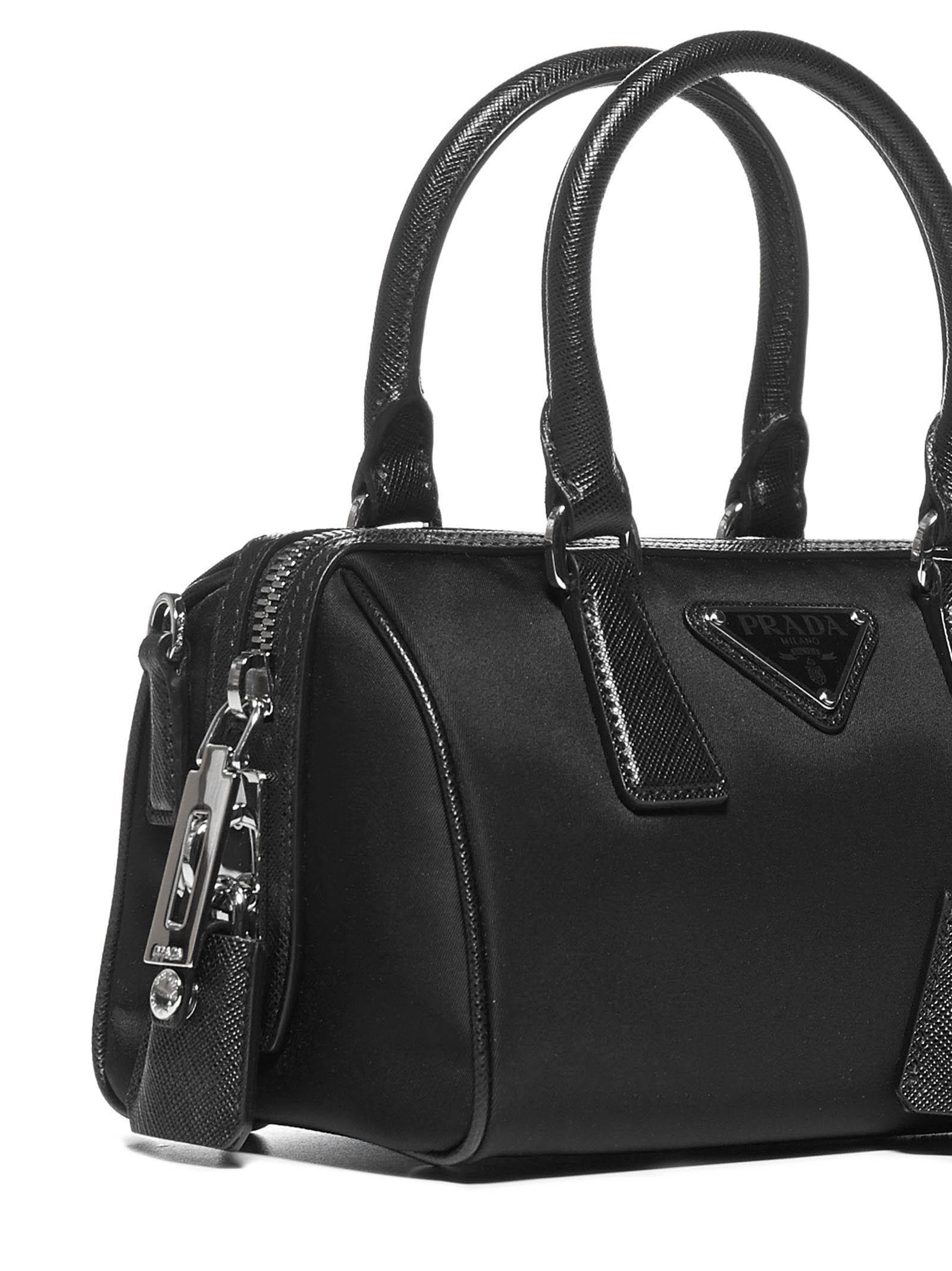 Prada Re-edition 2005 Nylon And Saffiano Leather Bag in Black
