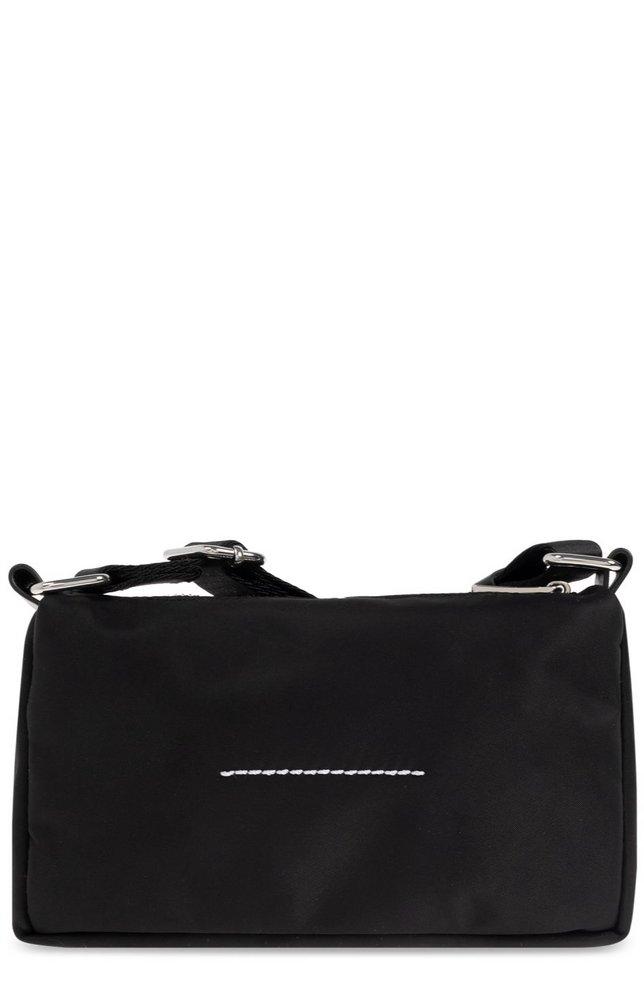 【MM6】Numbers-Patch Zipped Crossbody Bag MM6 Maison Margiela numbers-patch Cross Body Bag | Black