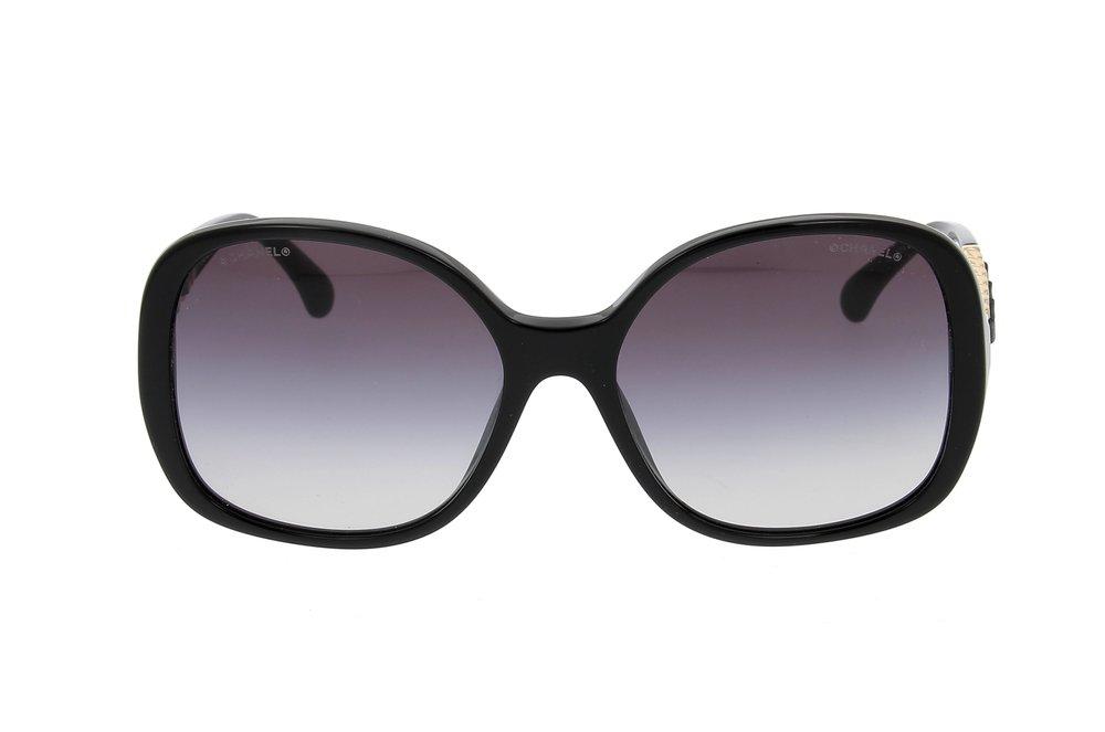 Bekræftelse Imperialisme der Chanel Oversized Square Frame Sunglasses in Black | Lyst