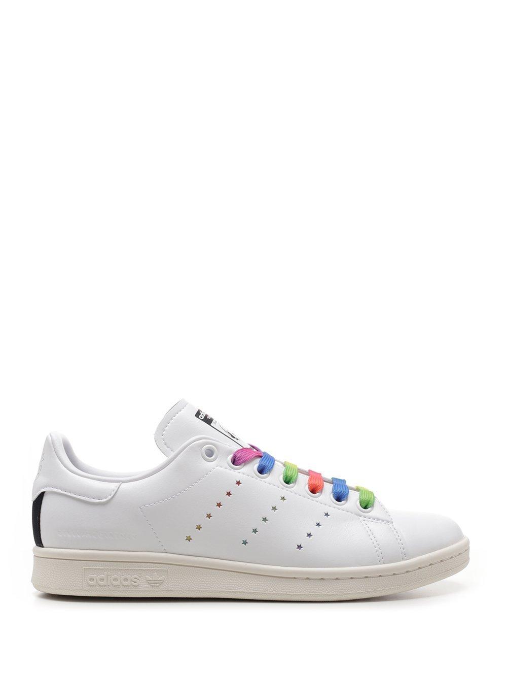 How To Style The New Stella McCartney X Adidas Stan Smiths | TheBeauLife