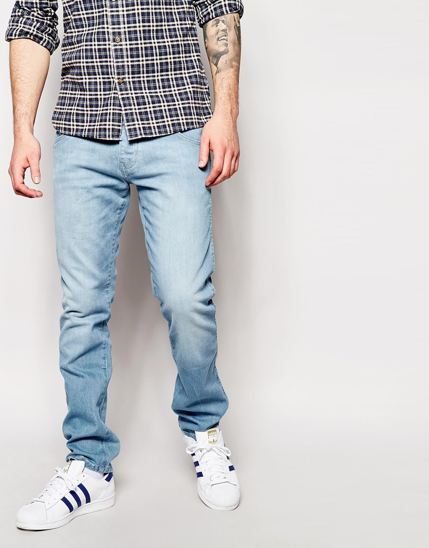 wrangler light blue jeans