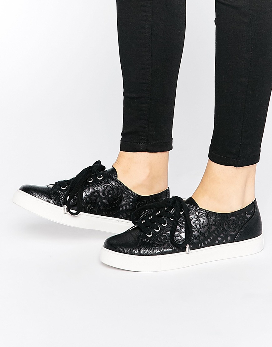 carvela trainers