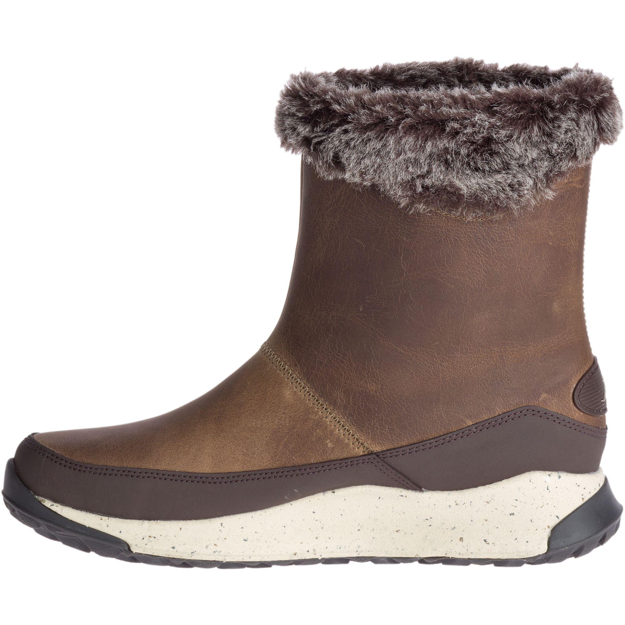 chaco borealis mid winter boots