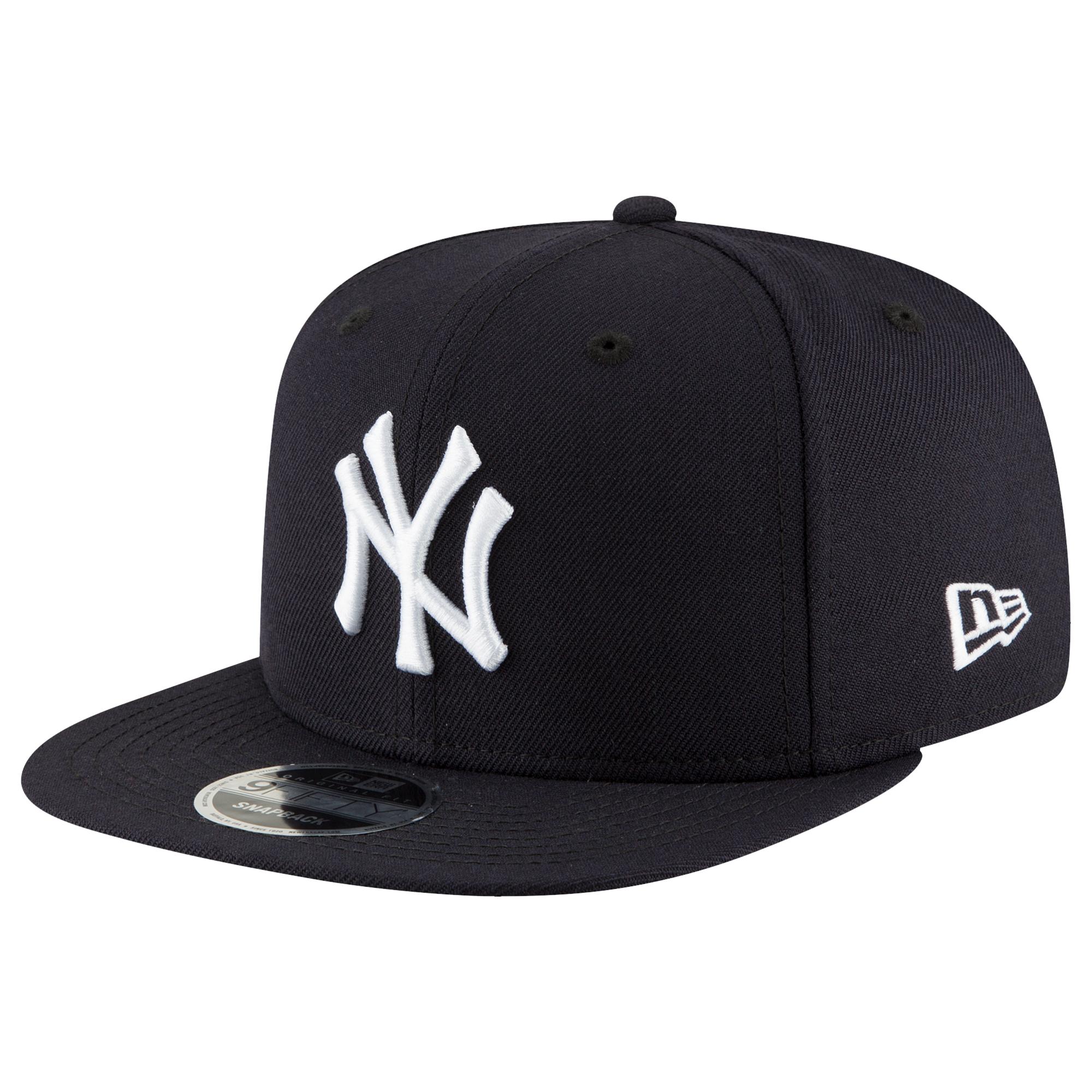 yankee hat with puerto rican flag