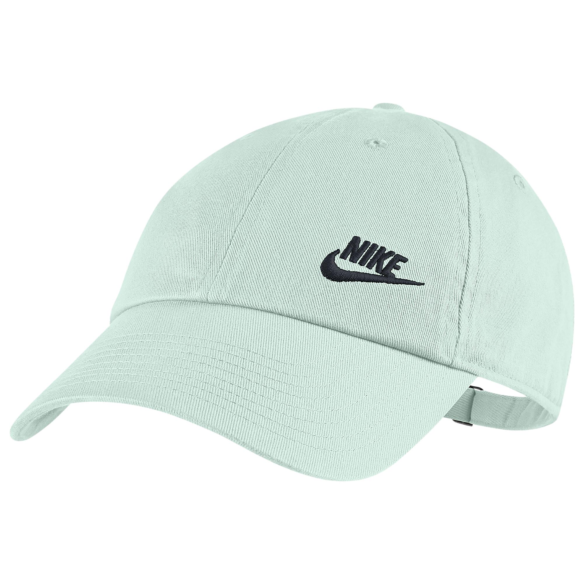 grey nike hat womens