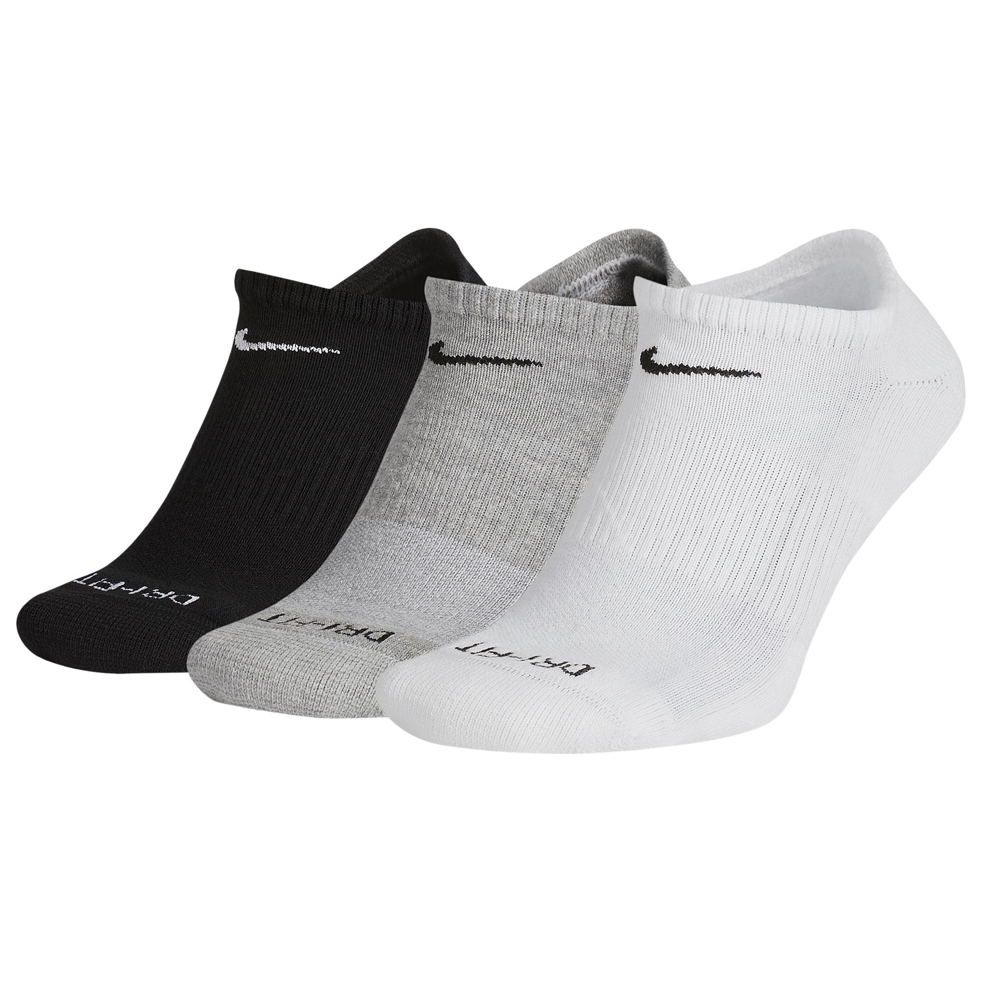 Nike 3 Pack Dri-fit Plus Quarter Socks in Gray for Men - Lyst