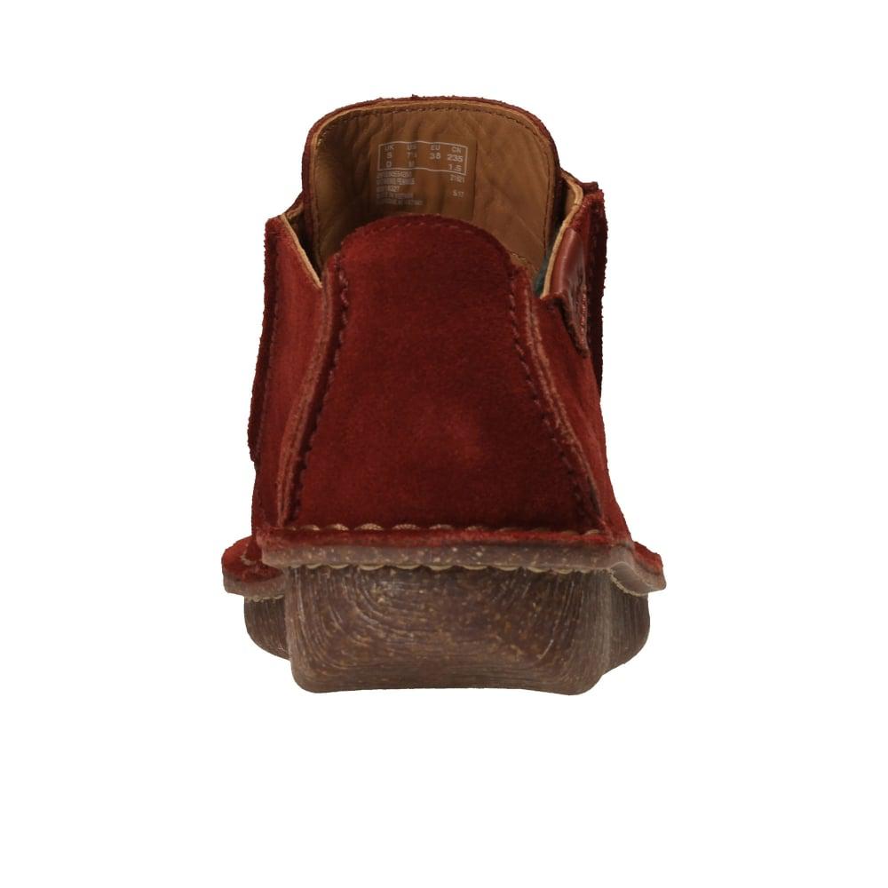 clarks funny dream brown