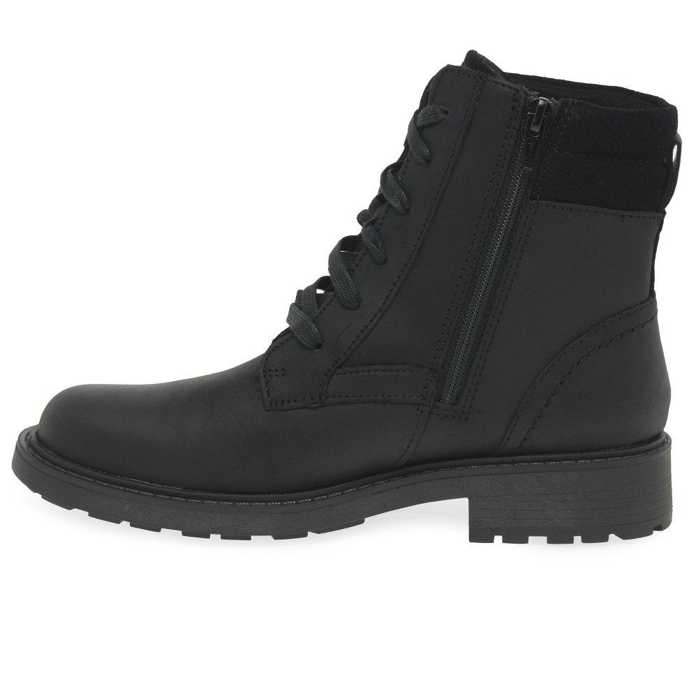 Clarks spice boots top