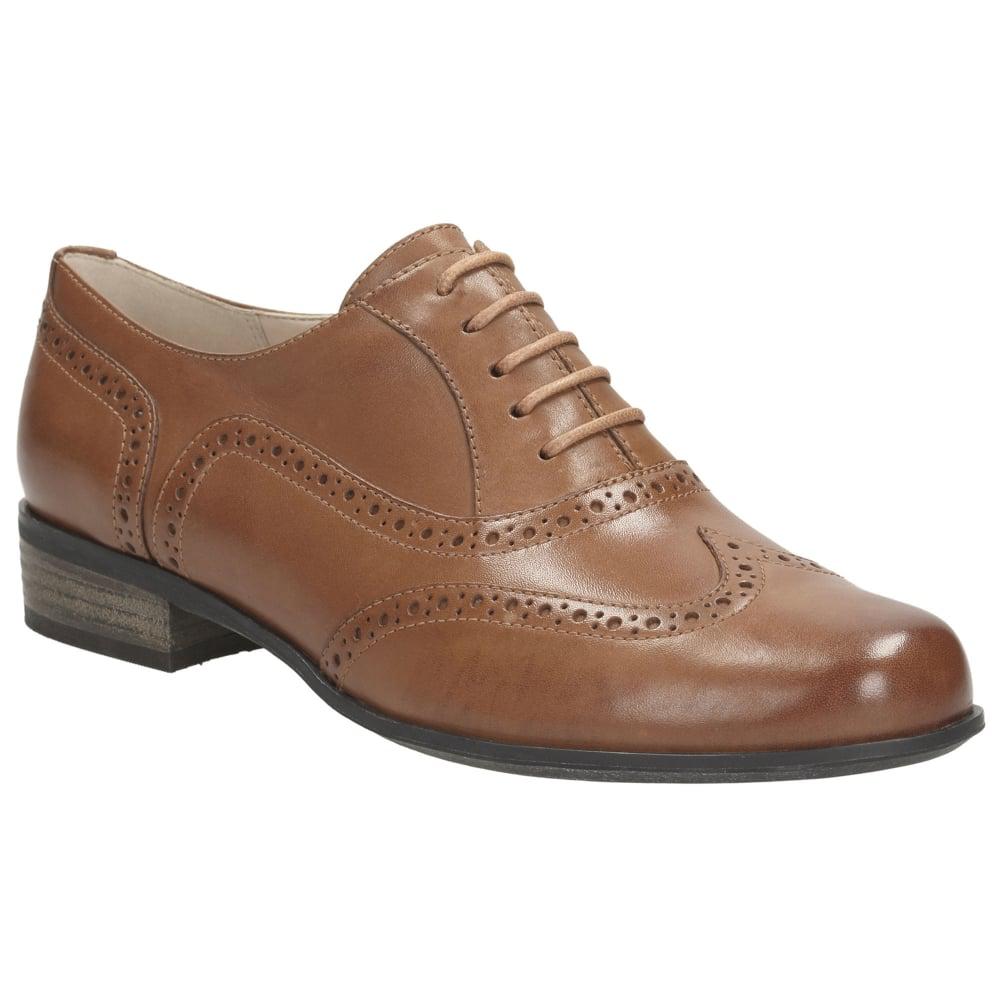clarks hamble oak wide fit brogue