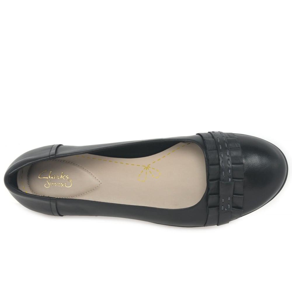 casual flats by clarks