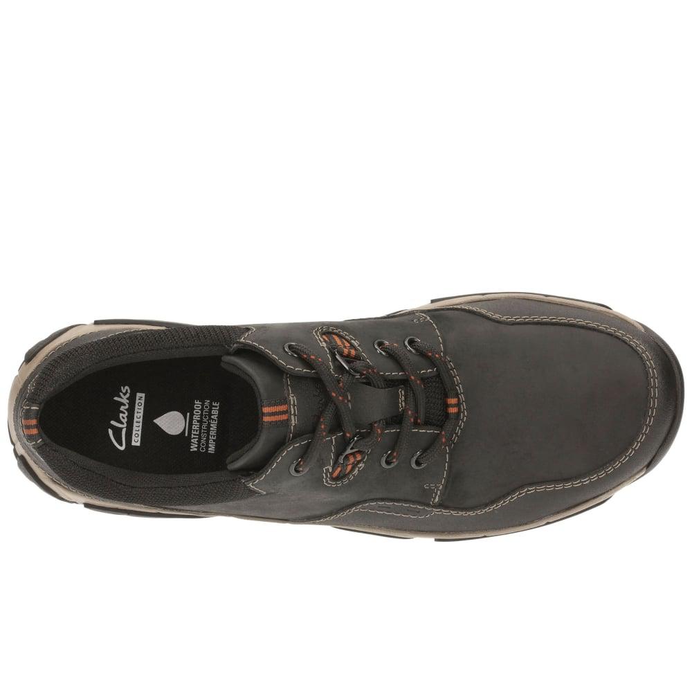 clarks mens waterproof walking shoes