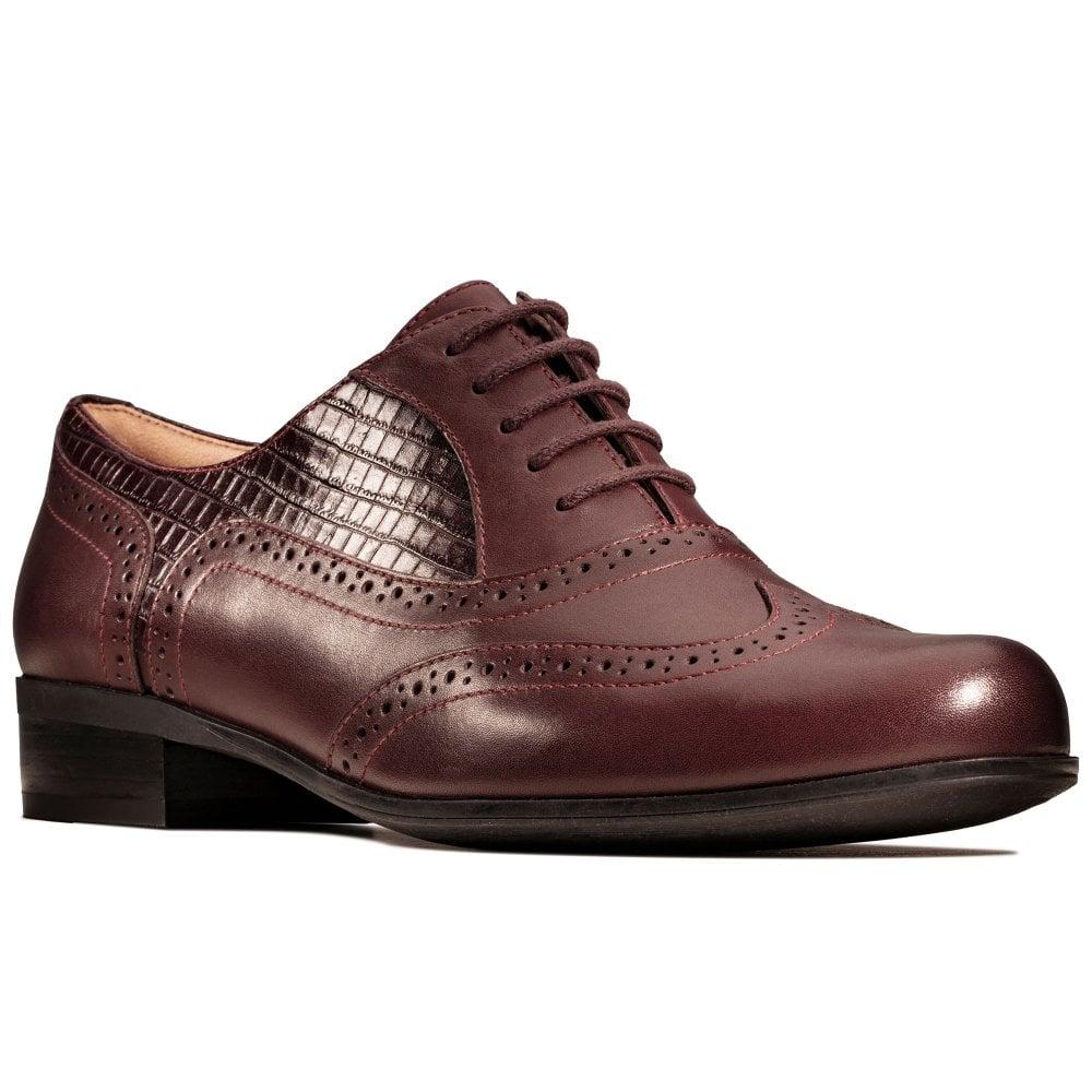 Clarks Hamble Oak Womens Wide Leather Lace Up Brogues in Brown - Lyst