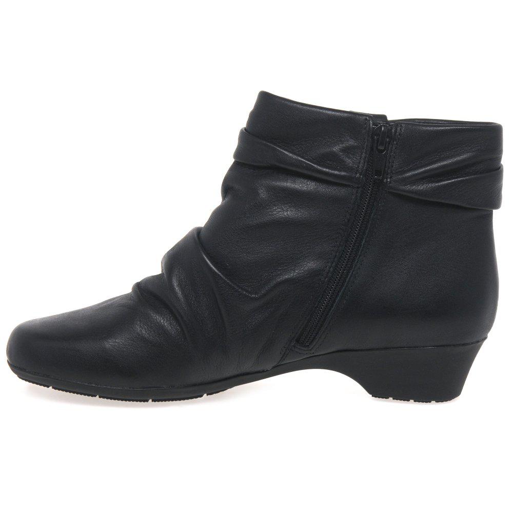 clarks womens black ankle boots