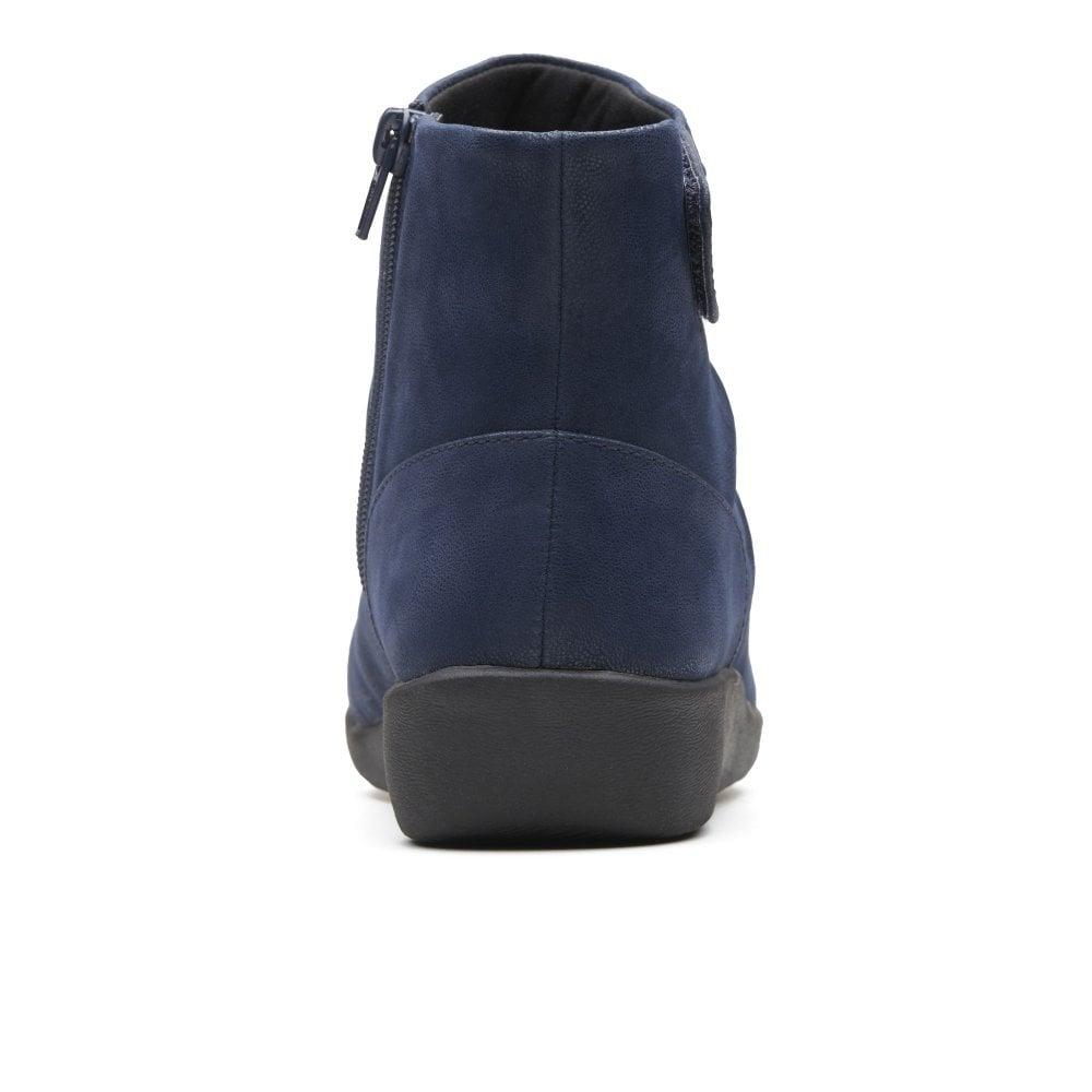 clarks womens navy boots