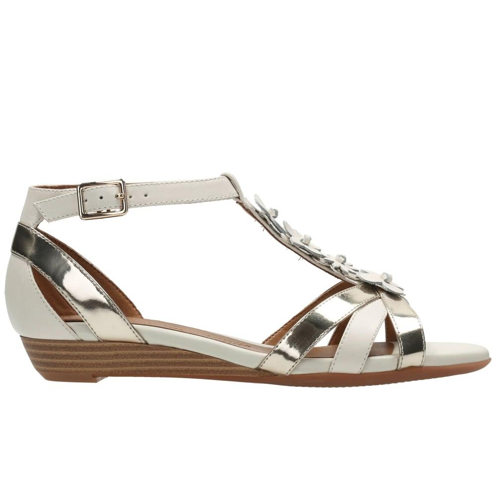 clarks women's shade sandal